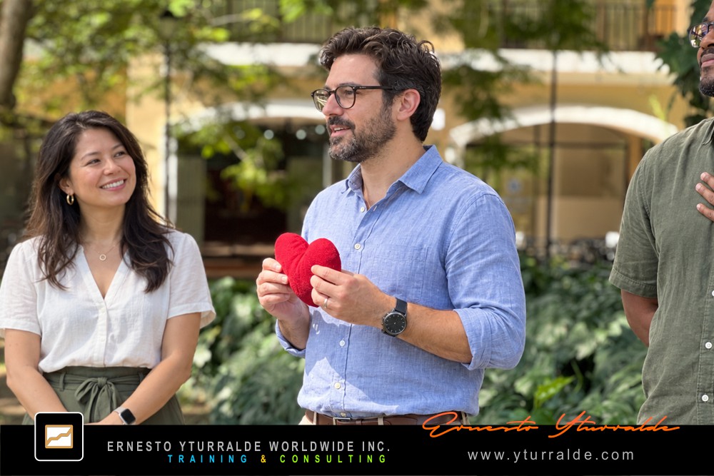 Taller experiencial de Valores Corporativos para fortalecer la cultura organizacional, el trabajo en equipo y la alineación estratégica
